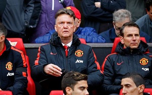 Sau Rooney, đến lượt Van Persie bị Van Gaal trừng phạt vì đá hỏng penalty